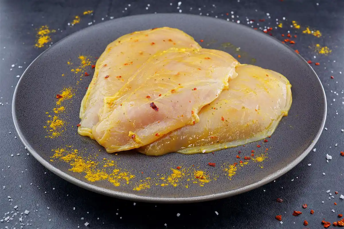 3 Hähnchenbrustfilet Curry – 400g zart & exotisch gewürzt | mySchaschlik