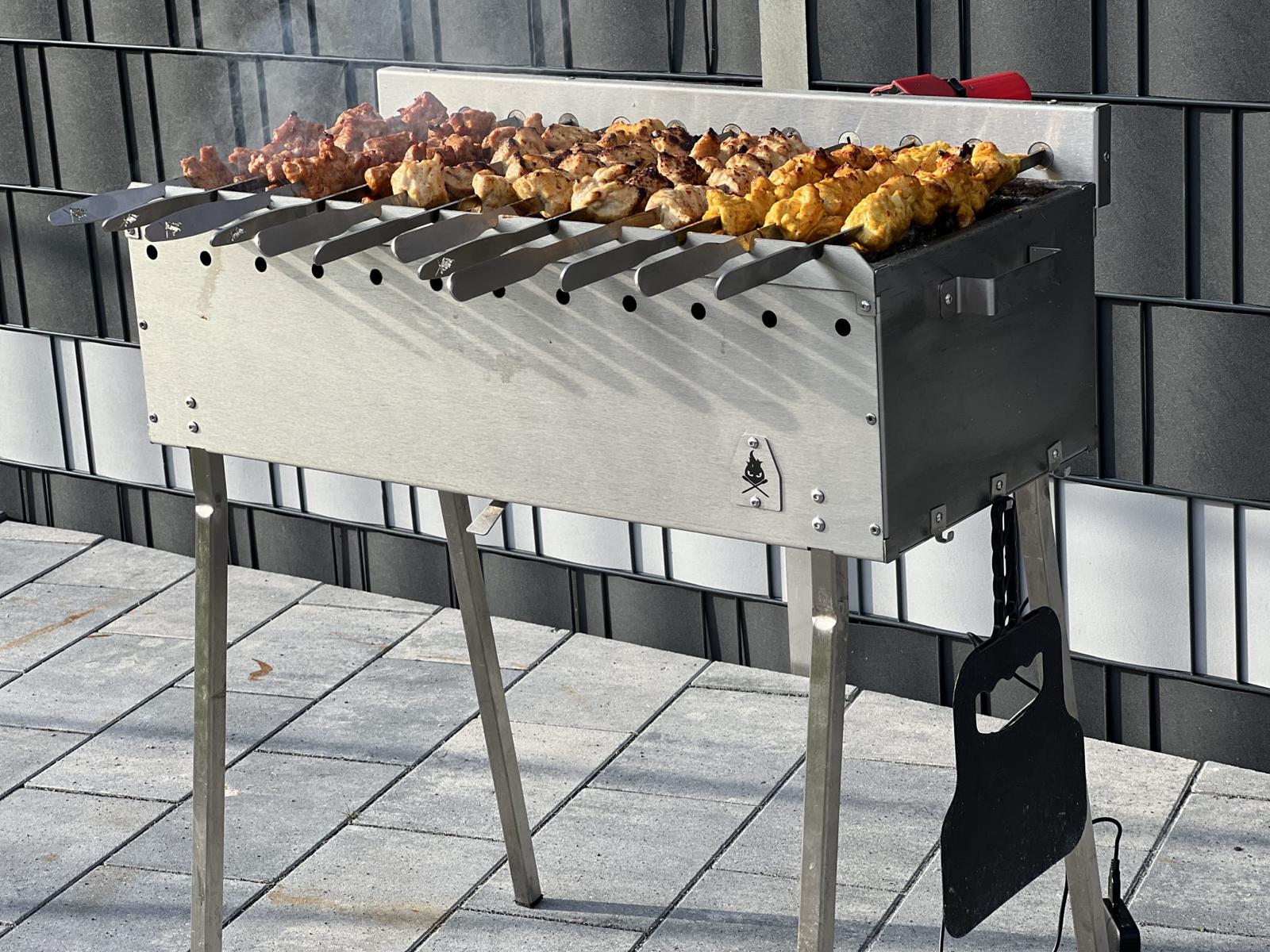M1 Mangal Schaschlik Grill mit Drehspießaufsatz | Aganjok - Image 2