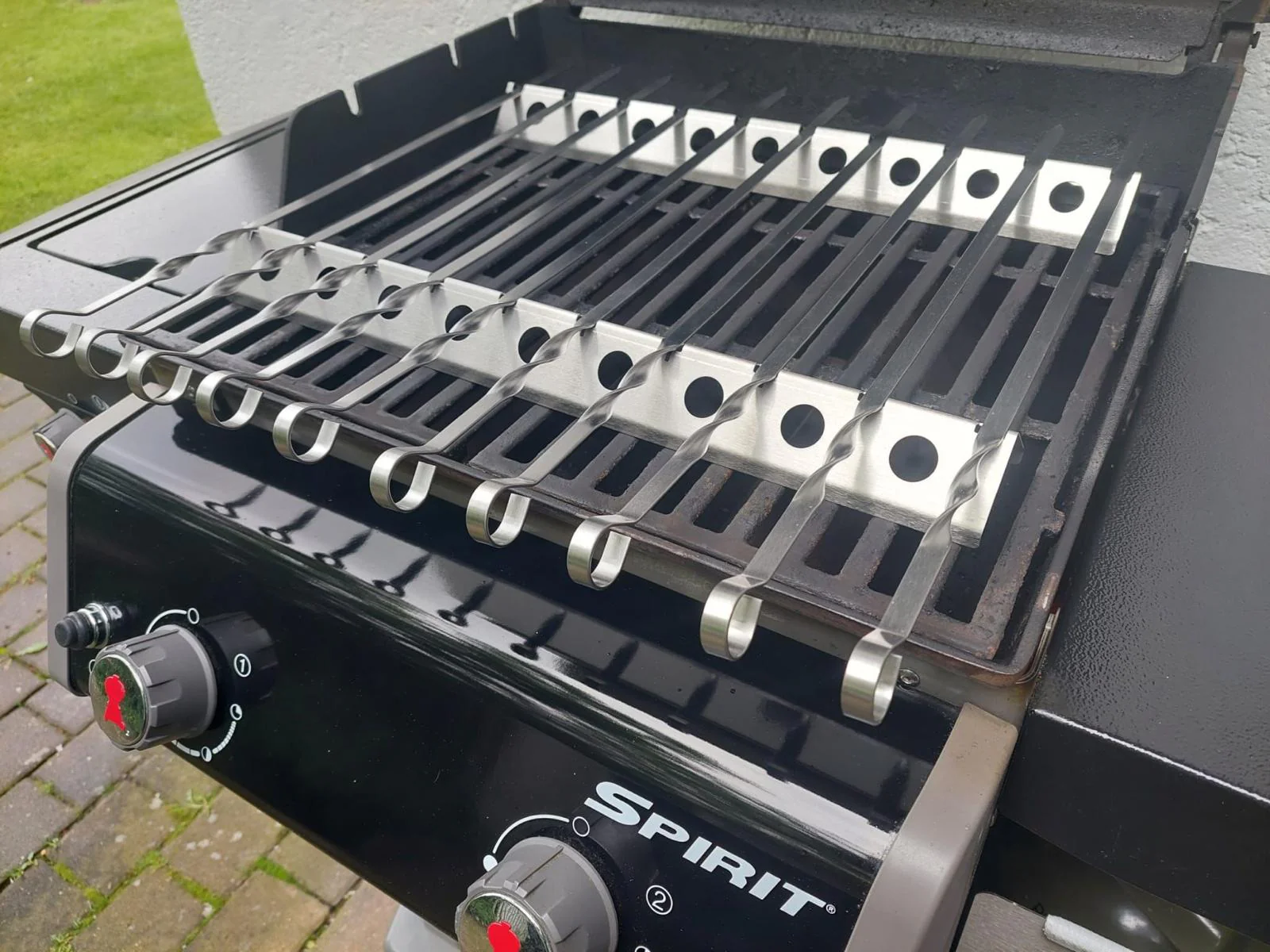 Schaschlik Spießaufsatz für Gasgrill – für 10 Spieße | Aganjok - Image 2