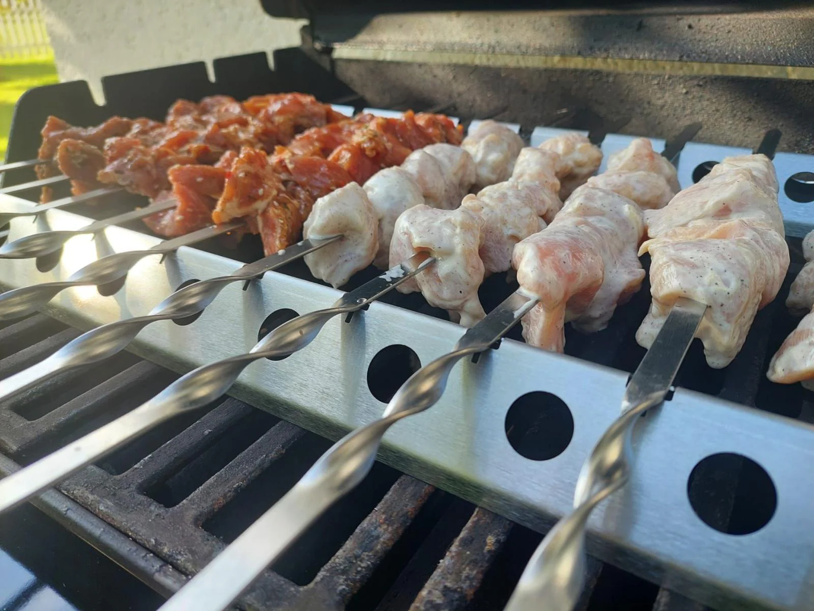 Schaschlik Spießaufsatz für Gasgrill – für 10 Spieße | Aganjok - Image 5