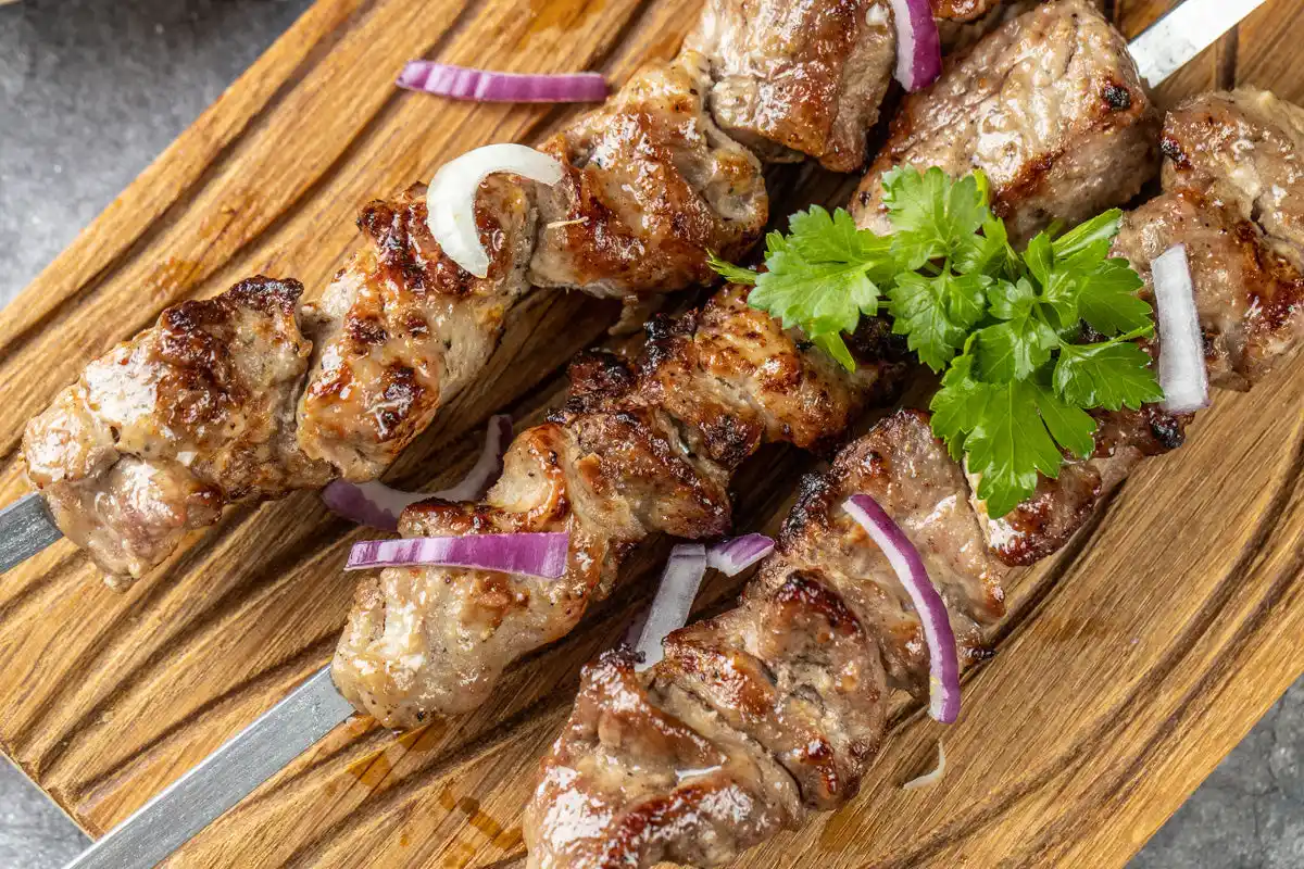 Schweine-Schaschlik Original - Mayonnaise Zwiebel Kräuter Marinade | mySchaschlik - Image 2